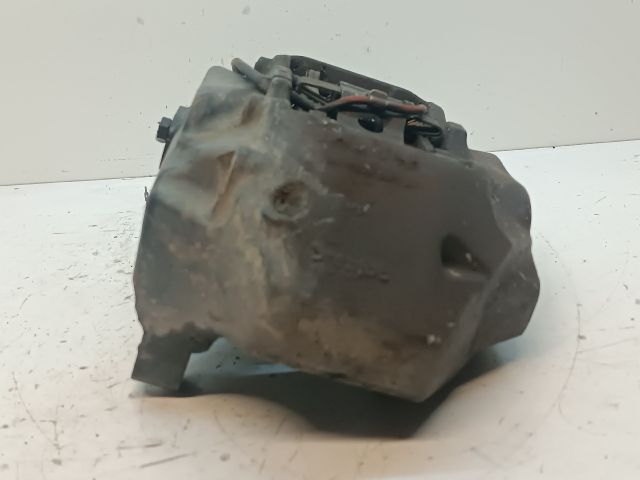 bontott VW TOUAREG Bal első Féknyereg Munkahengerrel