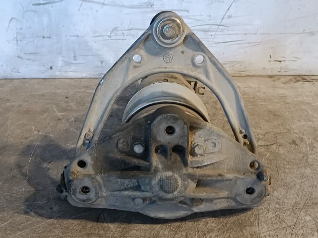 bontott VW TOUAREG Bal első Rugó