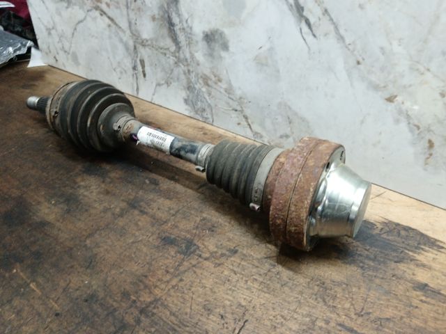 bontott VW TOUAREG Bal Féltengely