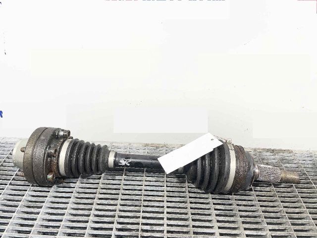 bontott VW TOUAREG Bal Féltengely