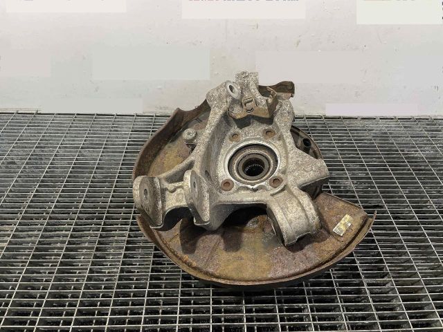 bontott VW TOUAREG Bal hátsó Csonkállvány