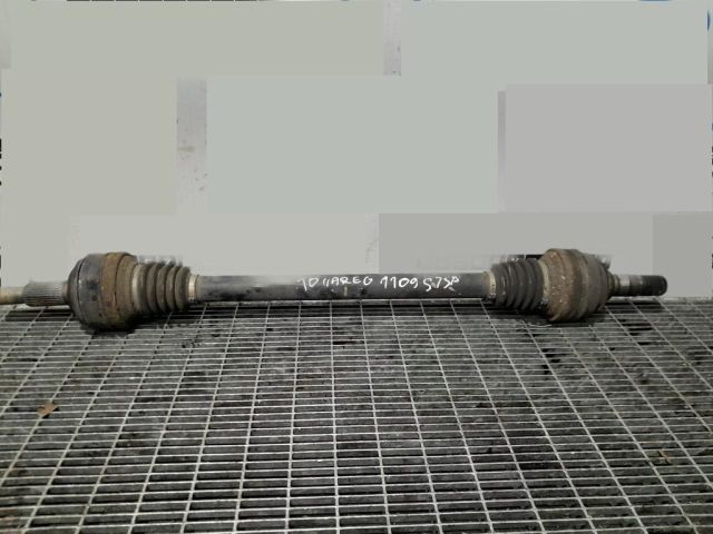 bontott VW TOUAREG Bal hátsó Féltengely