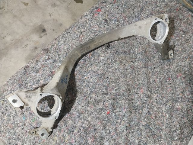 bontott VW TOUAREG Első Bölcső