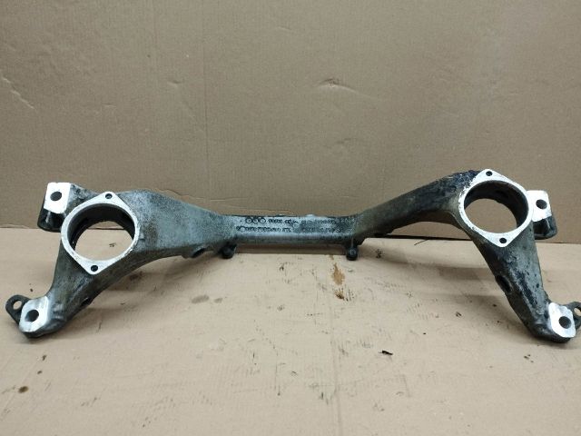 bontott VW TOUAREG Első Bölcső