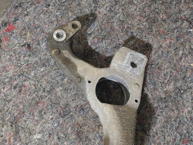 bontott VW TOUAREG Első Bölcső