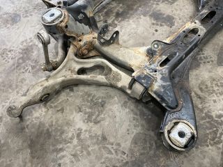 bontott VW TOUAREG Első Bölcső