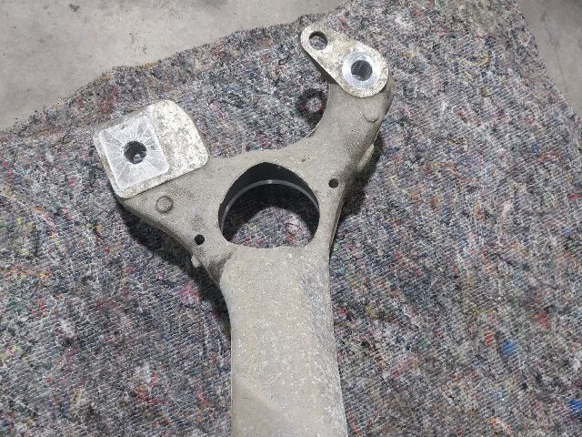 bontott VW TOUAREG Első Bölcső