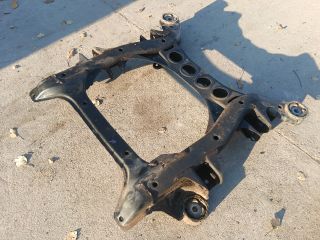 bontott VW TOUAREG Első Bölcső