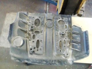 bontott VW TOUAREG Felső Motorburkolat