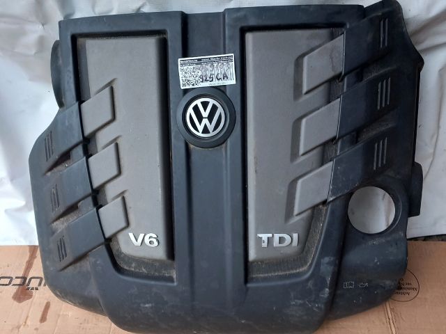 bontott VW TOUAREG Felső Motorburkolat