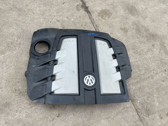 bontott VW TOUAREG Felső Motorburkolat