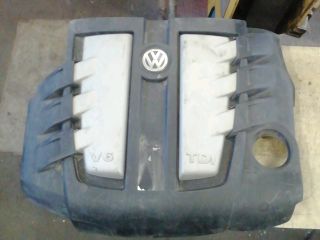 bontott VW TOUAREG Felső Motorburkolat
