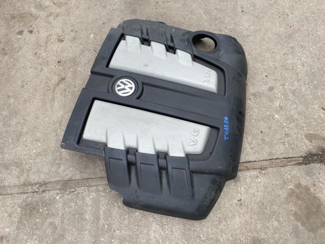 bontott VW TOUAREG Felső Motorburkolat