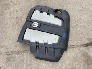 bontott VW TOUAREG Felső Motorburkolat