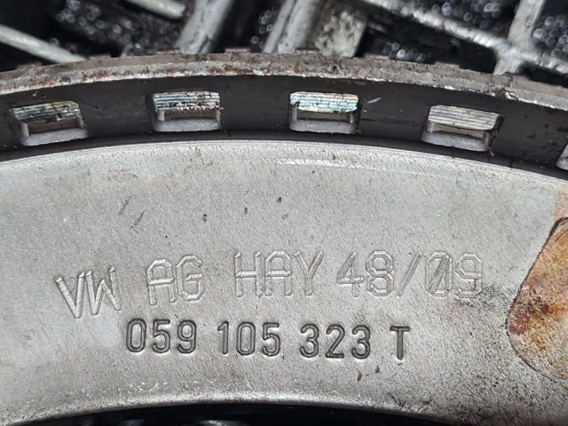 bontott VW TOUAREG Fogaskoszorú