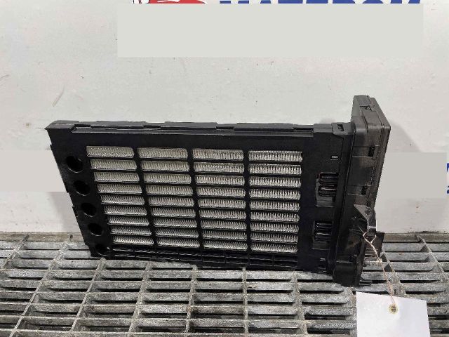 bontott VW TOUAREG Fűtőradiátor