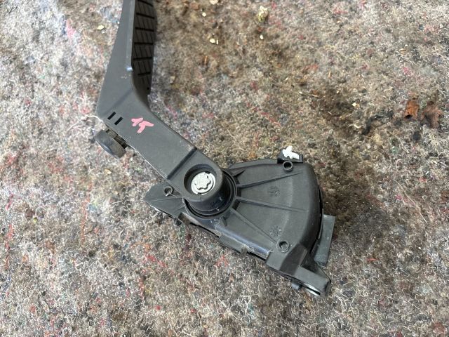 bontott VW TOUAREG Gázpedál (Elektromos)