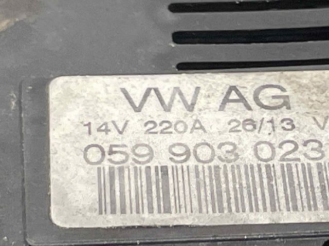 bontott VW TOUAREG Generátor