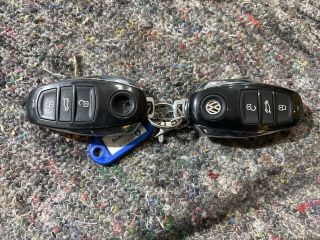 bontott VW TOUAREG Gyújtáskapcsoló Házzal