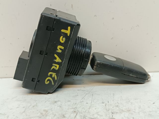 bontott VW TOUAREG Gyújtáskapcsoló Házzal