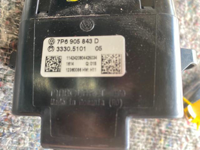 bontott VW TOUAREG Gyújtáskapcsoló Házzal