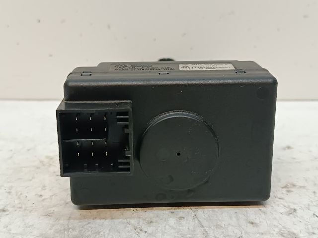 bontott VW TOUAREG Gyújtáskapcsoló Házzal