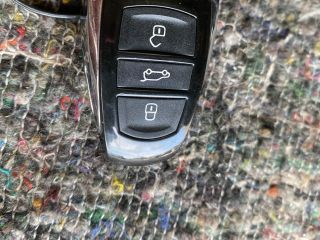 bontott VW TOUAREG Gyújtáskapcsoló Házzal