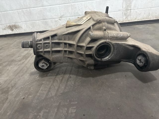 bontott VW TOUAREG Hátsó Differenciálmű