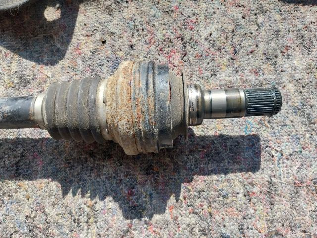 bontott VW TOUAREG Hátsó Féltengely (Pozíciófüggetlen)