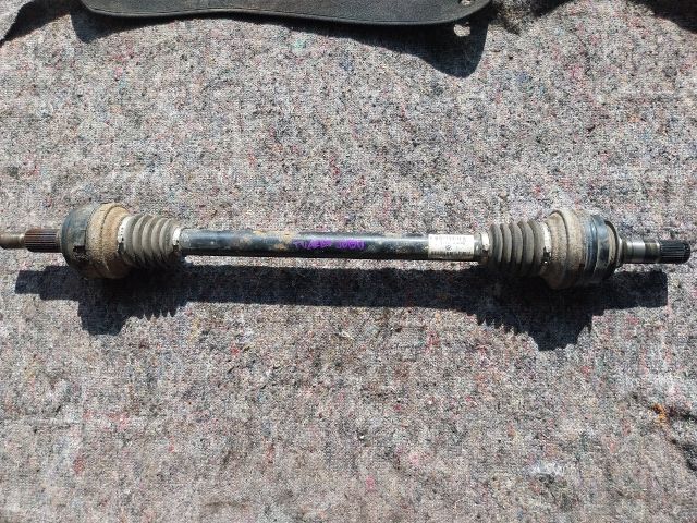 bontott VW TOUAREG Hátsó Féltengely (Pozíciófüggetlen)