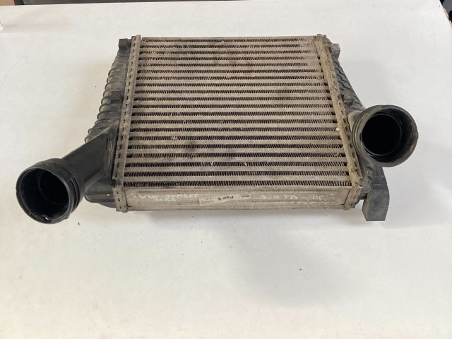 bontott VW TOUAREG Intercooler
