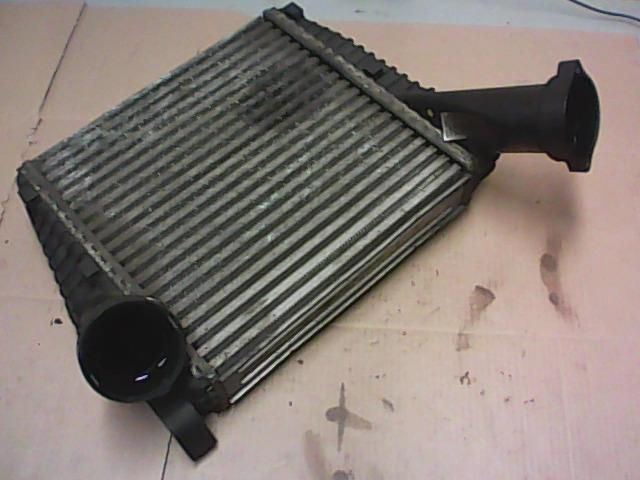 bontott VW TOUAREG Intercooler
