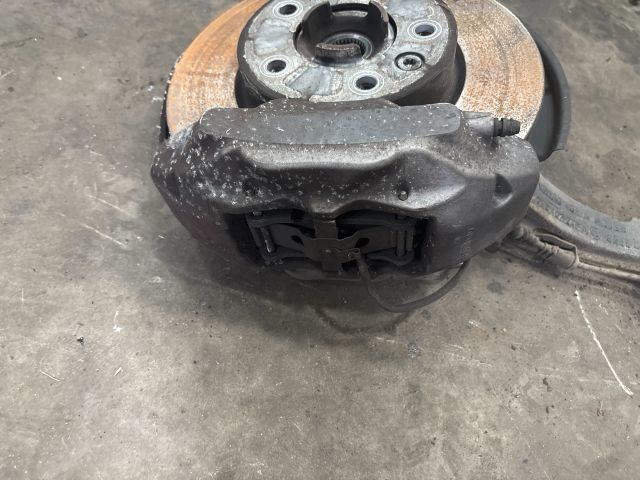 bontott VW TOUAREG Jobb első Csonkállvány Kerékaggyal