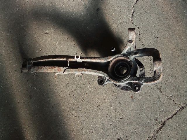 bontott VW TOUAREG Jobb első Csonkállvány Kerékaggyal