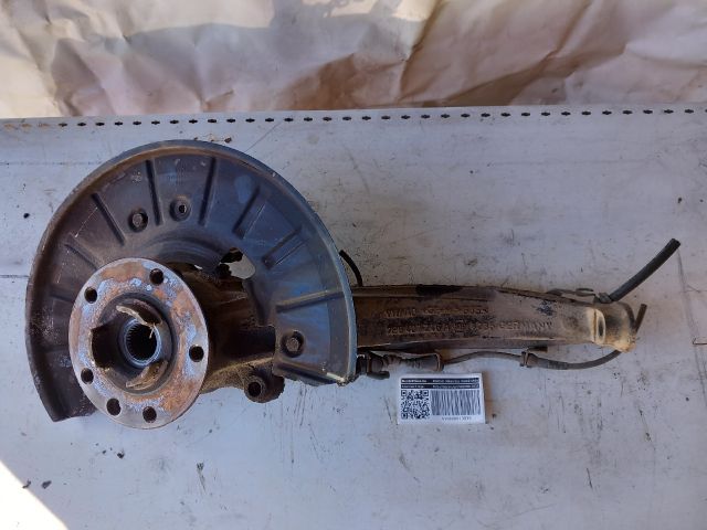 bontott VW TOUAREG Jobb első Csonkállvány Kerékaggyal