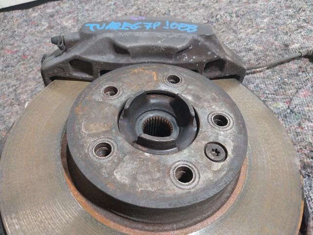 bontott VW TOUAREG Jobb első Csonkállvány Kerékaggyal