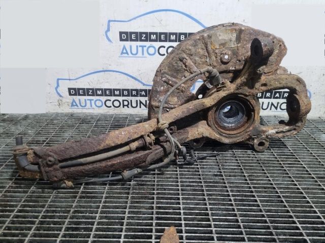 bontott VW TOUAREG Jobb első Csonkállvány