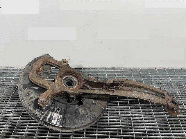 bontott VW TOUAREG Jobb első Csonkállvány