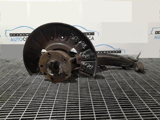 bontott VW TOUAREG Jobb első Csonkállvány