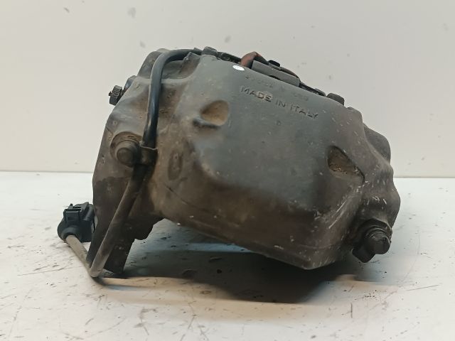 bontott VW TOUAREG Jobb első Féknyereg Munkahengerrel