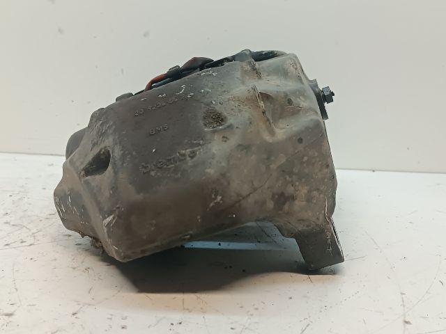 bontott VW TOUAREG Jobb első Féknyereg Munkahengerrel