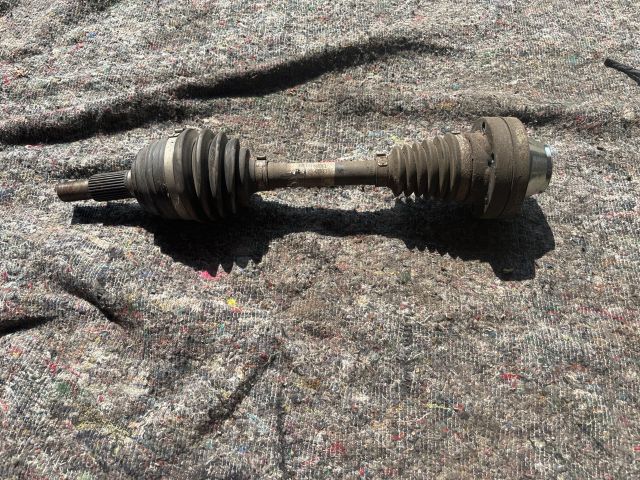 bontott VW TOUAREG Jobb Féltengely