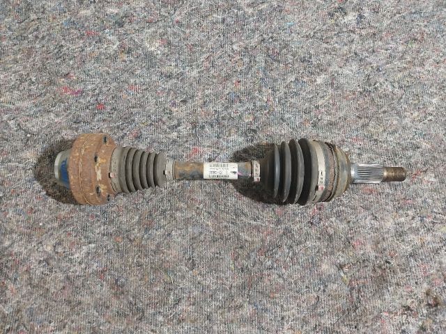 bontott VW TOUAREG Jobb Féltengely