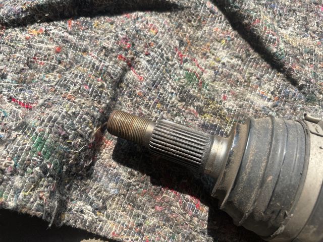 bontott VW TOUAREG Jobb Féltengely