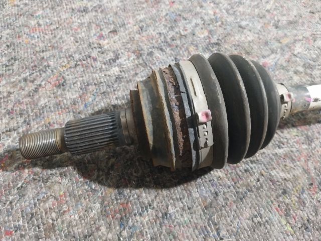 bontott VW TOUAREG Jobb Féltengely