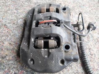 bontott VW TOUAREG Jobb hátsó Féknyereg Munkahengerrel