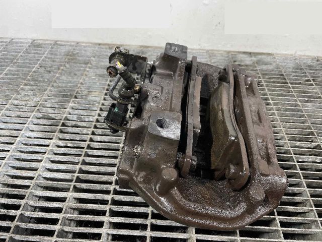 bontott VW TOUAREG Jobb hátsó Féknyereg Munkahengerrel