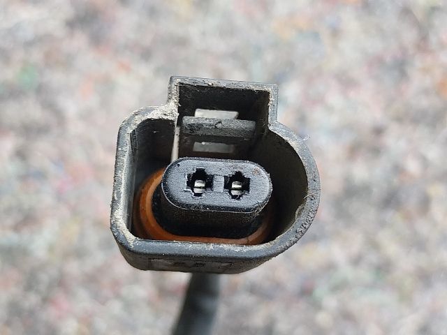 bontott VW TOUAREG Jobb hátsó Féknyereg Munkahengerrel