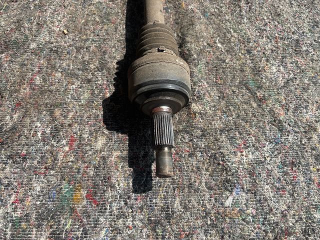 bontott VW TOUAREG Jobb hátsó Féltengely