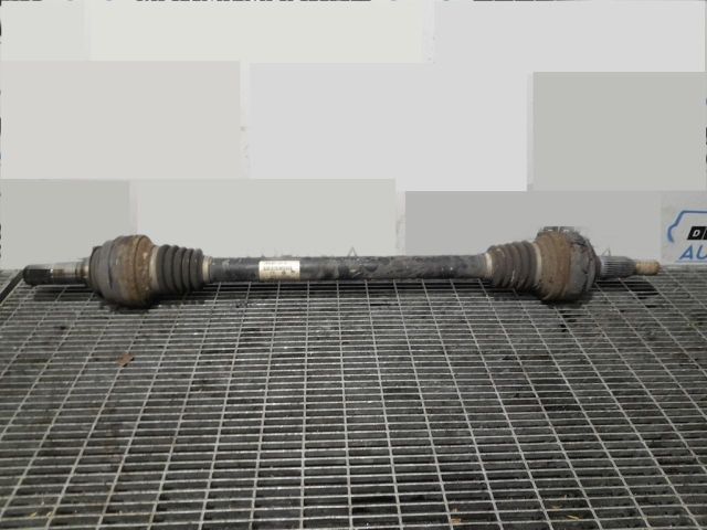 bontott VW TOUAREG Jobb hátsó Féltengely